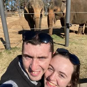 Meet your Posher, Adrianna e